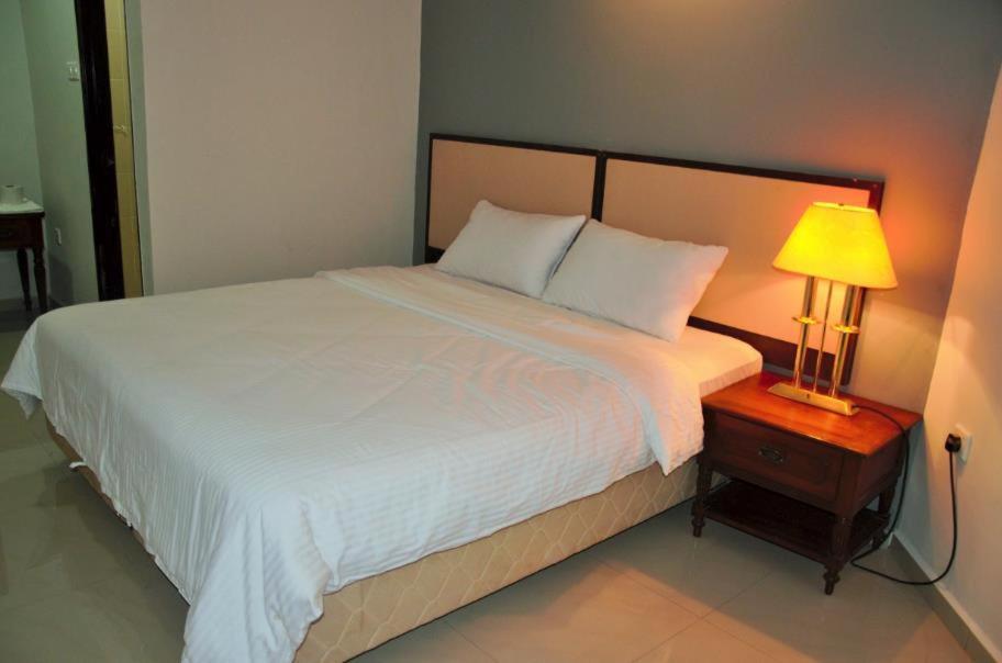 Senrose Hotel Kuantan Eksteriør billede